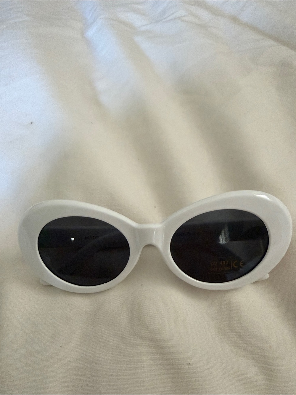 IHOP White Oval Sunglasses - Women Accessories